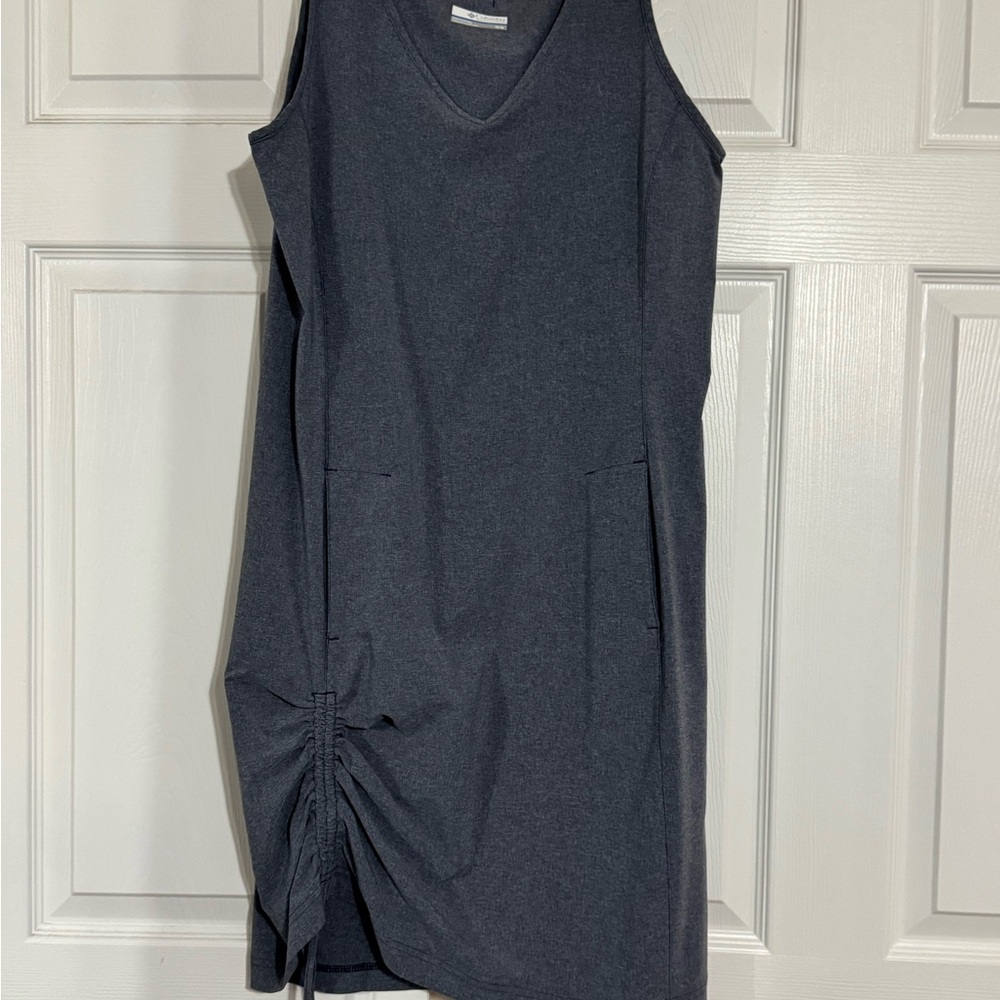 Columbia Gray Sleeveless V-Neck Sheath Dress